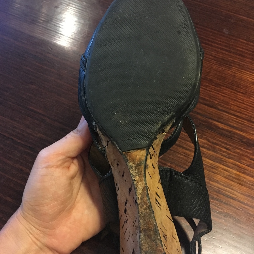 Chloe Wedges - Picture 4 of 7